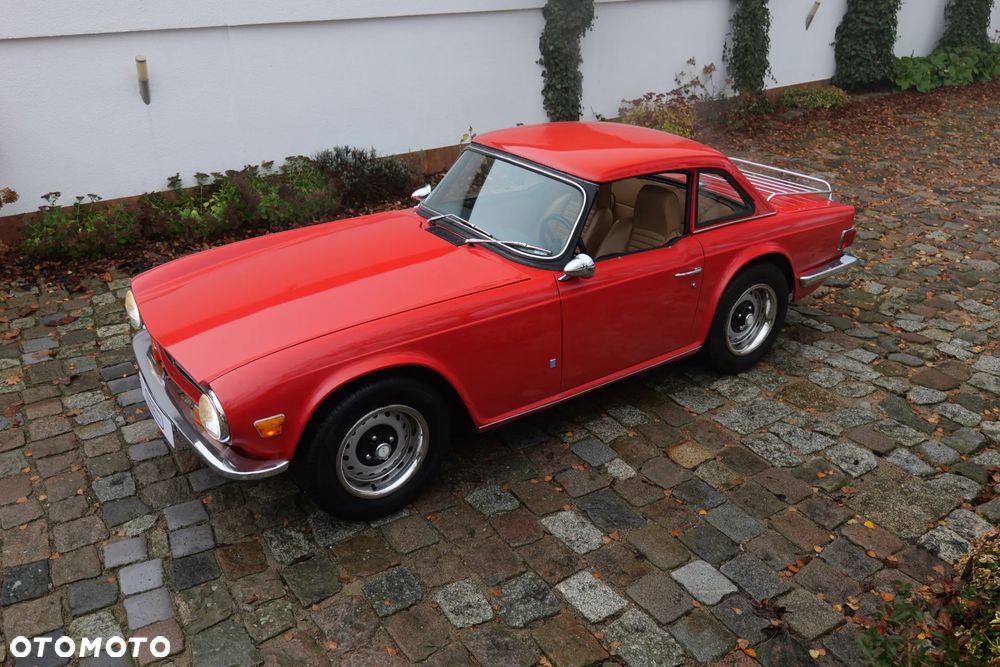 Triumph TR6 - 8