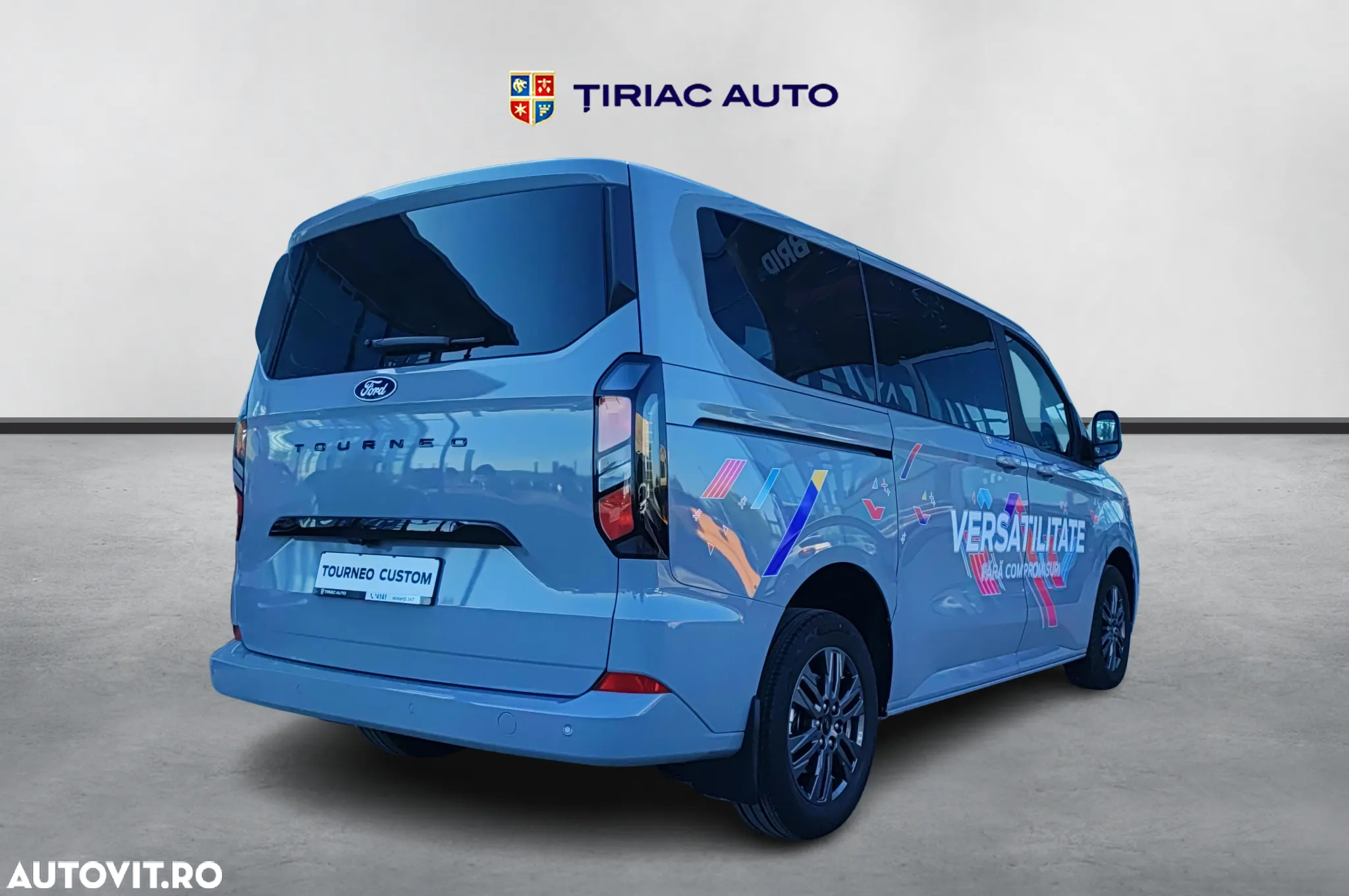 Ford Tourneo Custom Bus 320S 2.0 EcoBlue 170 CP 8AT L1H1 FWD Titanium - 3
