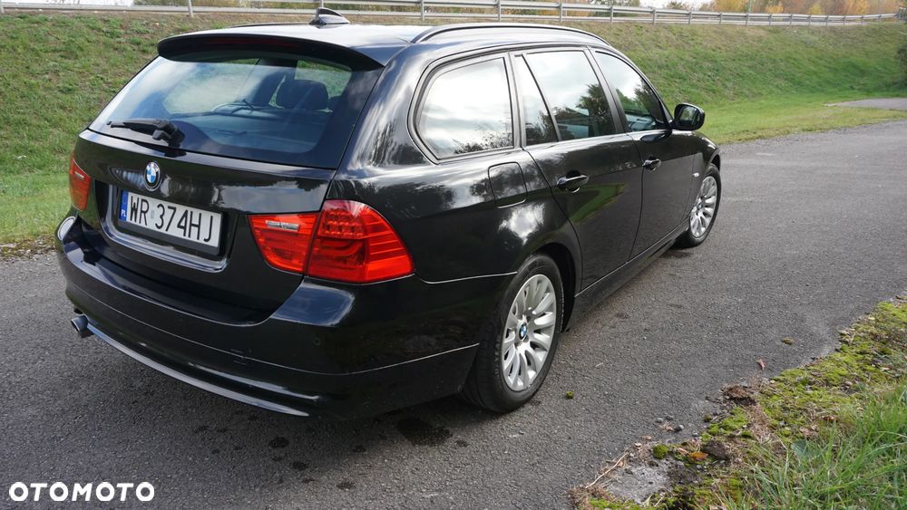 BMW Seria 3 320d xDrive - 7