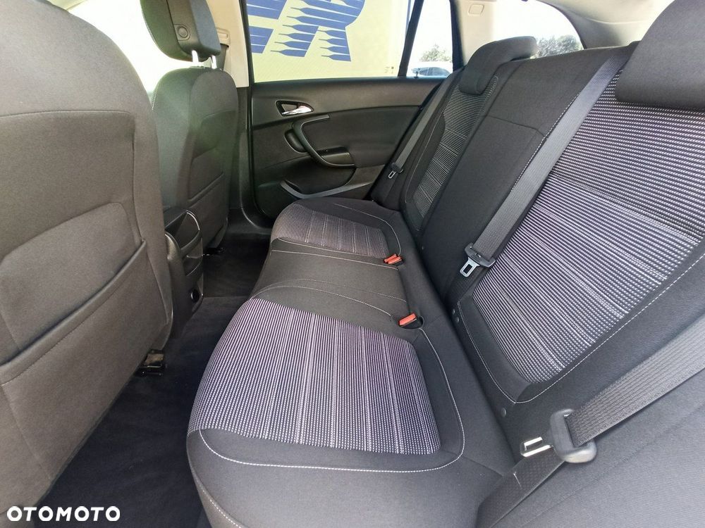 Opel Insignia 1.4 T Edition S&S - 9