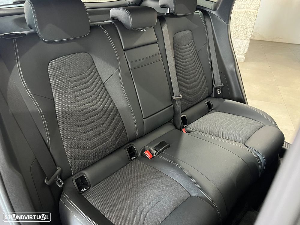 Mercedes-Benz EQA 250+ Edition — fotografia 18