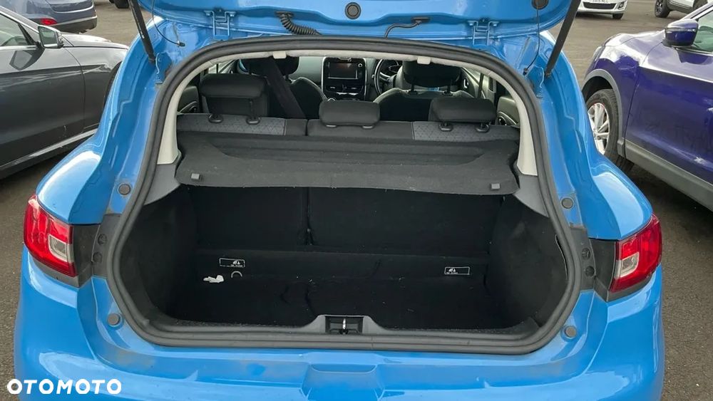 Renault Clio - 7