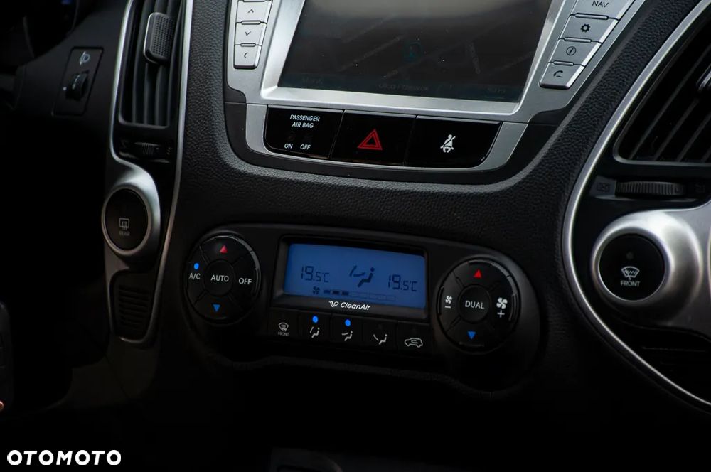 Hyundai ix35 2.0 CRDi 4WD Automatik Premium - 20
