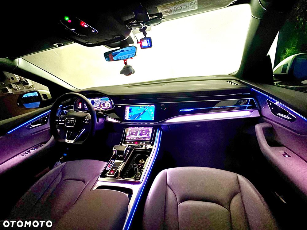 Audi Q8 - 20