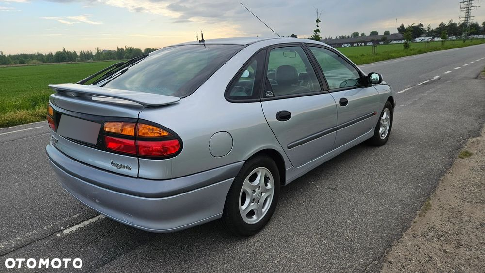 Renault Laguna - 6