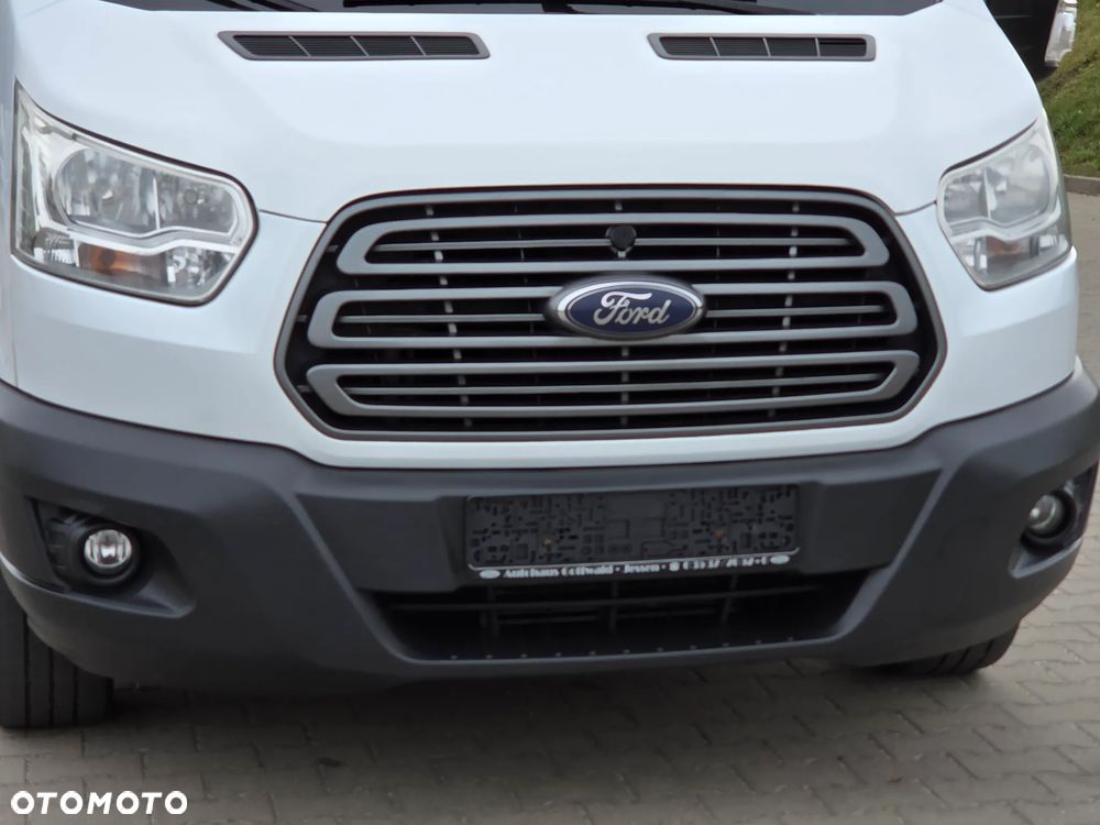 Ford Transit - 11