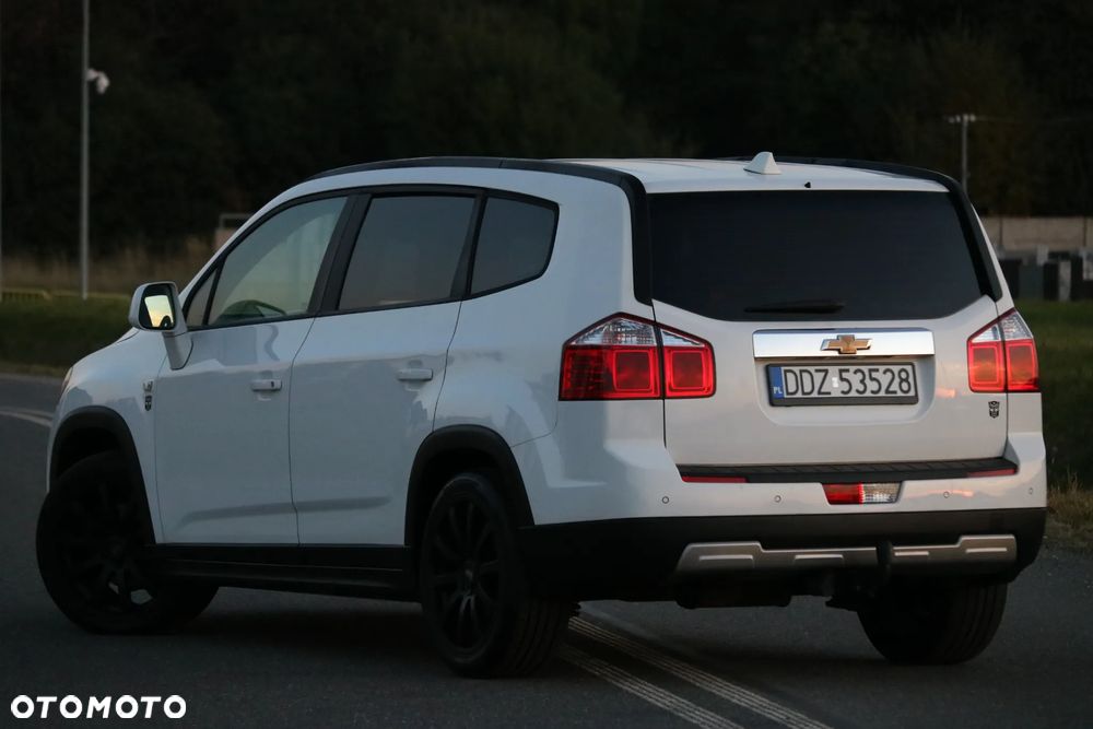 Chevrolet Orlando - 36