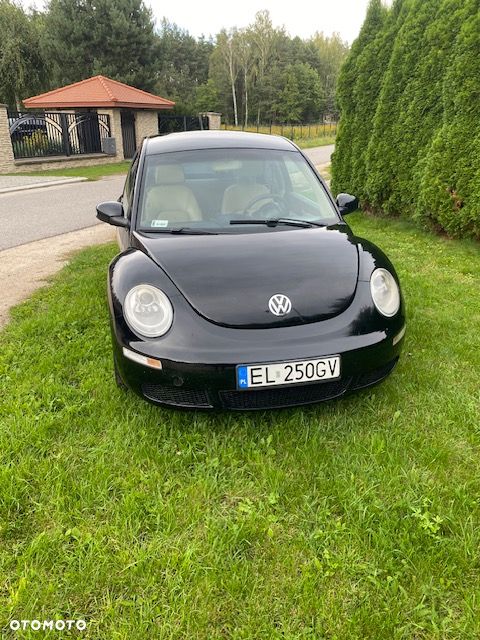 Volkswagen New Beetle 2.5 - 1