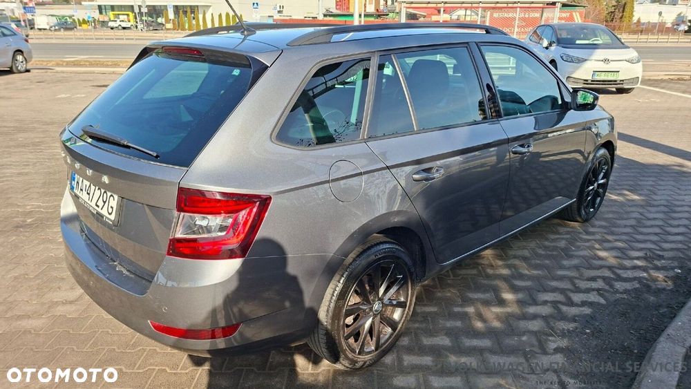 Skoda Fabia 1.0 TSI Ambition Plus - 5