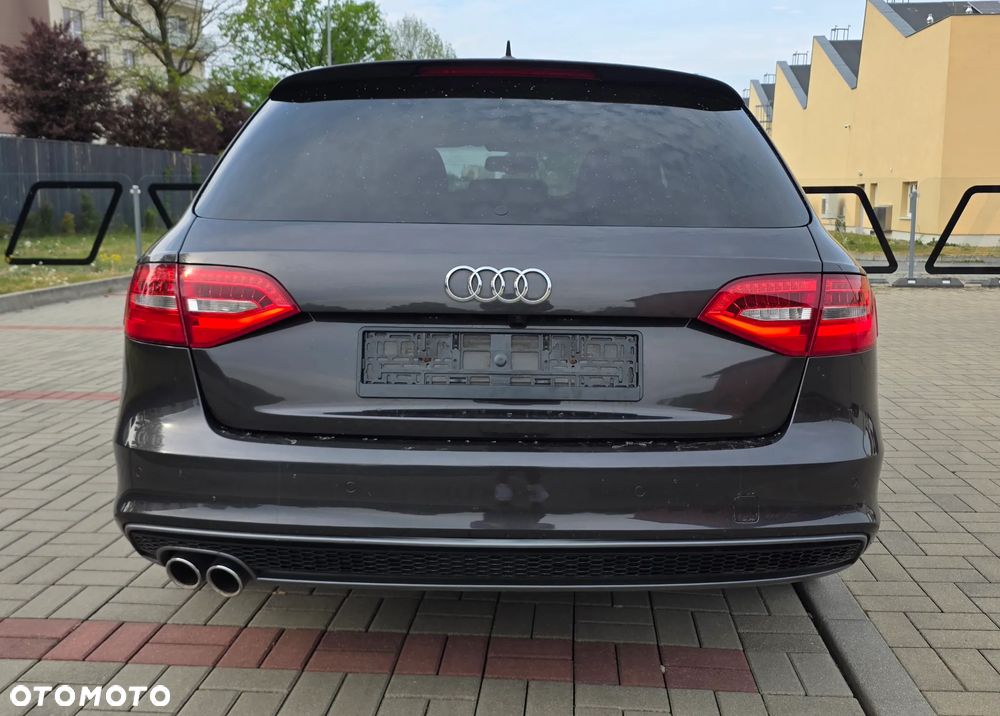 Audi A4 Avant 2.0 TDI DPF S line Sportpaket - 7