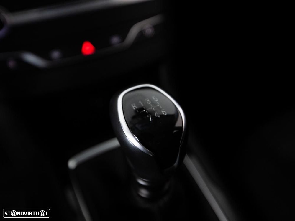 Peugeot 308 SW 1.5 BlueHDi Style - 23