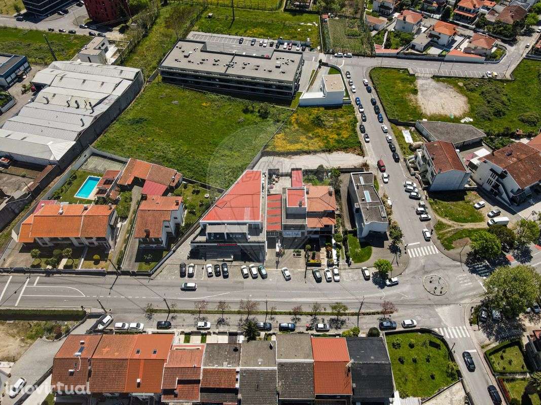 Prédio  para venda - Grande imagem: 2/21