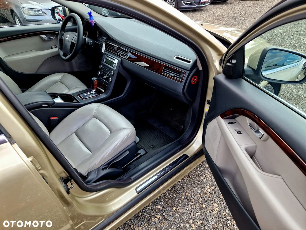 Volvo S80 2.4D Summum - 17