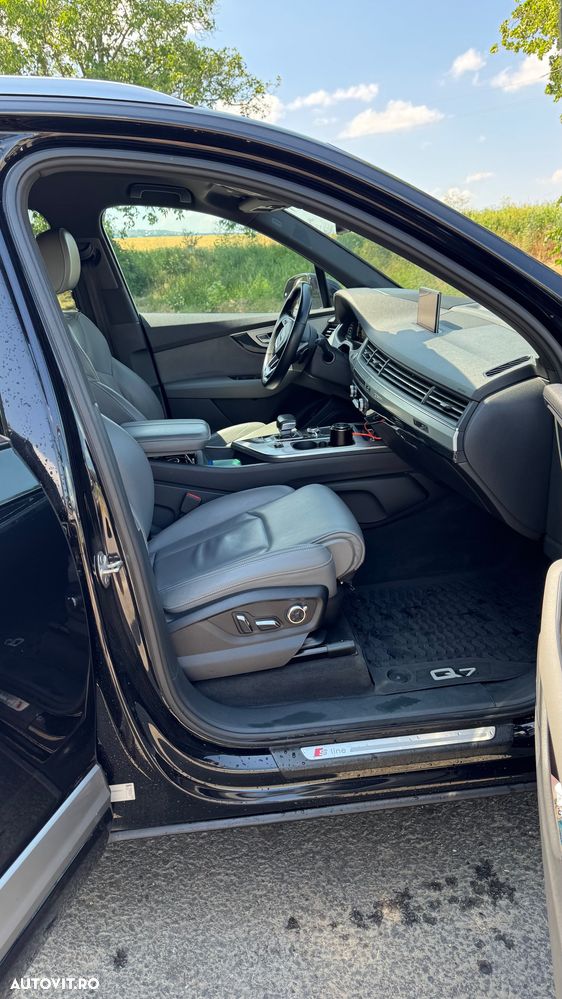 Audi Q7 - 10