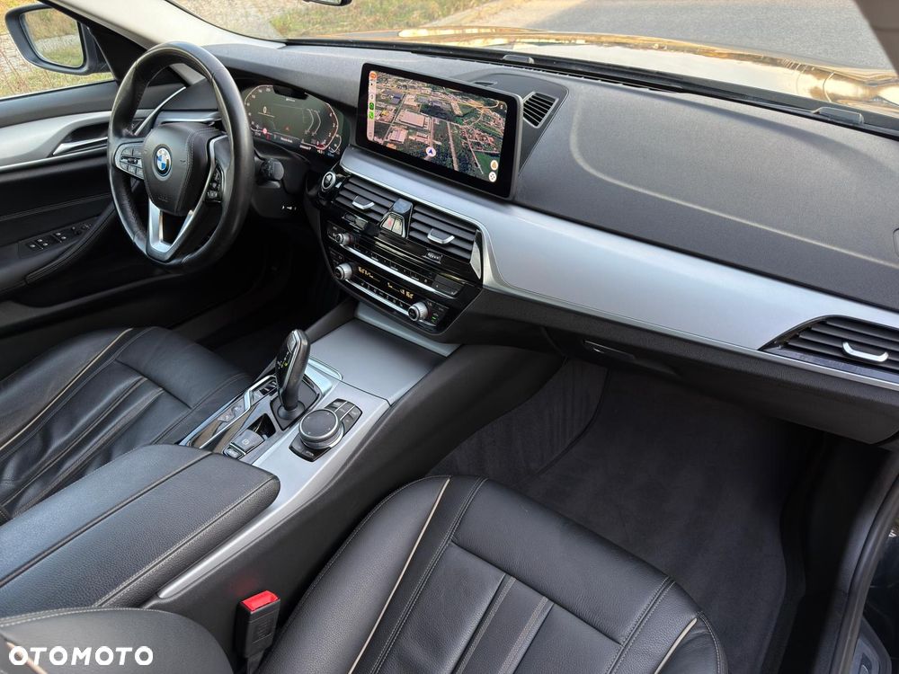 BMW Seria 5 530e Luxury Line sport - 20