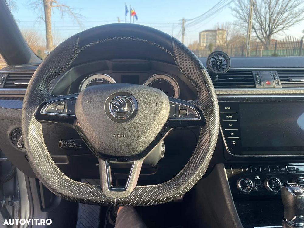 Skoda Superb 2.0 TDI DSG 4X4 Sportline - 2