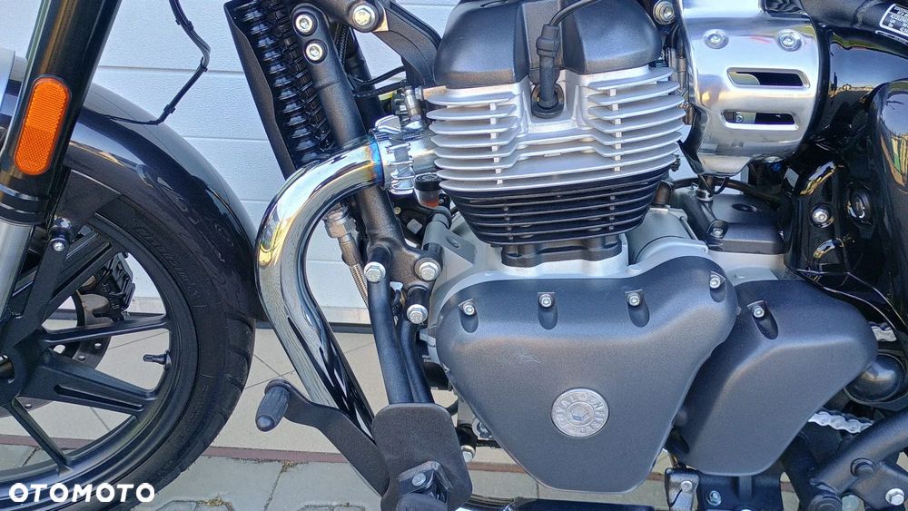 Royal Enfield Super Meteor - 17