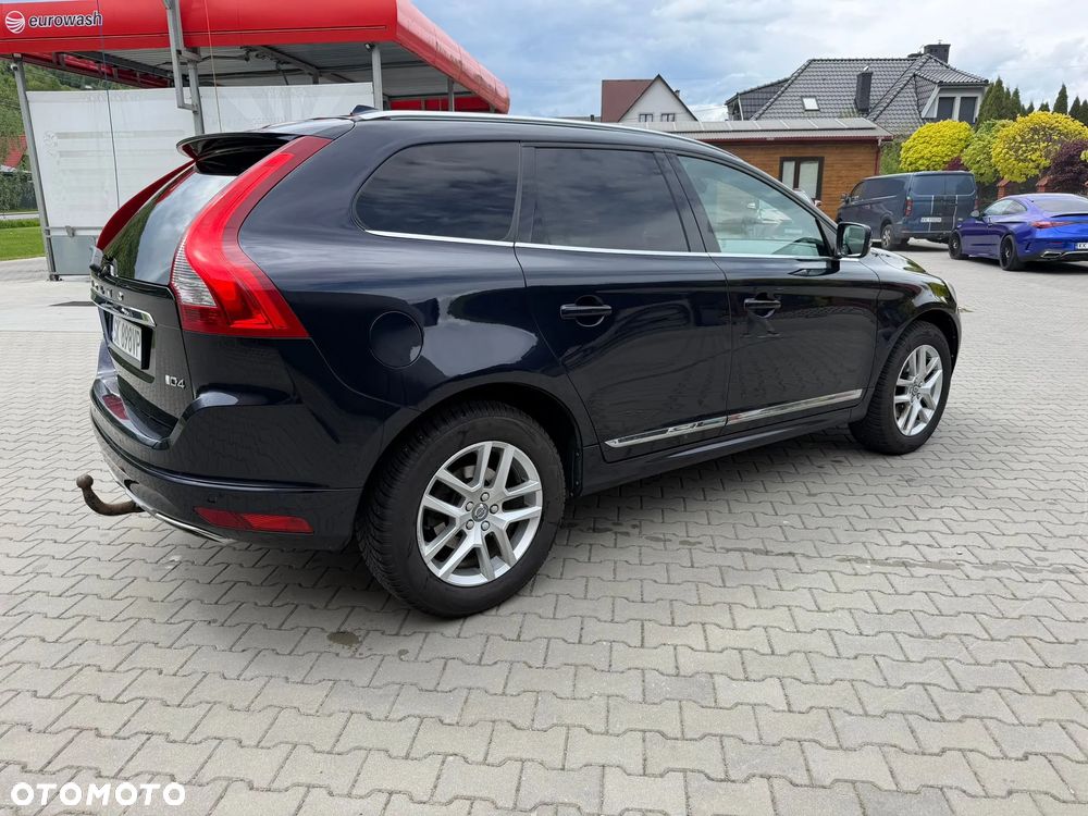 Volvo XC 60 D4 AWD Momentum - 15