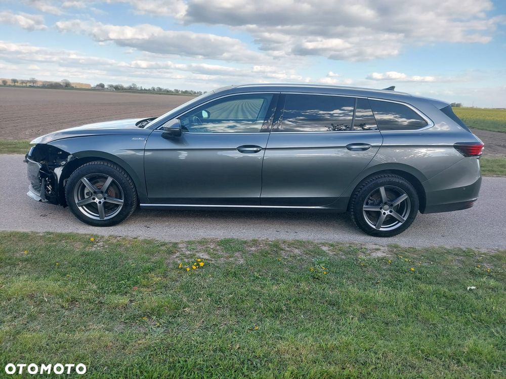 Skoda Superb 2.0 TDI 4x4 DSG L&K - 4