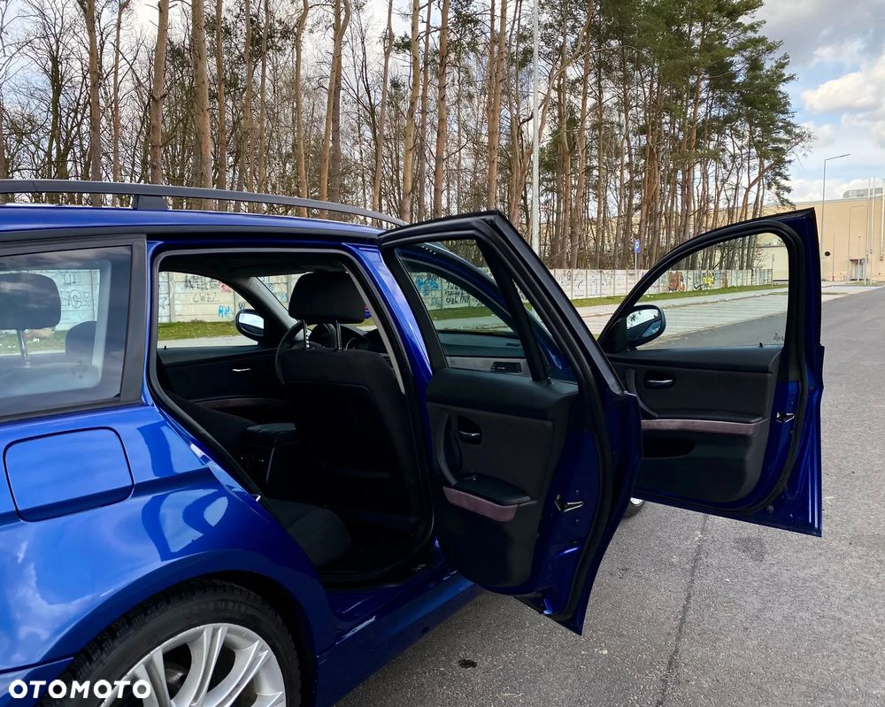 BMW Seria 3 318d DPF Edition Exclusive - 10