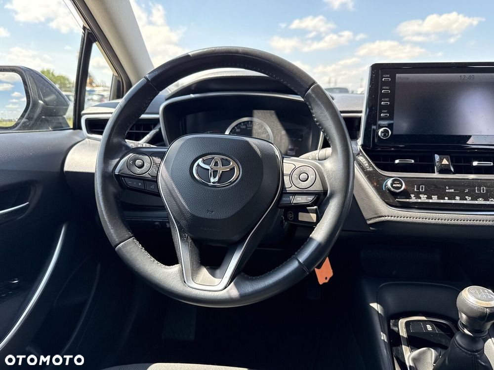 Toyota Corolla - 13