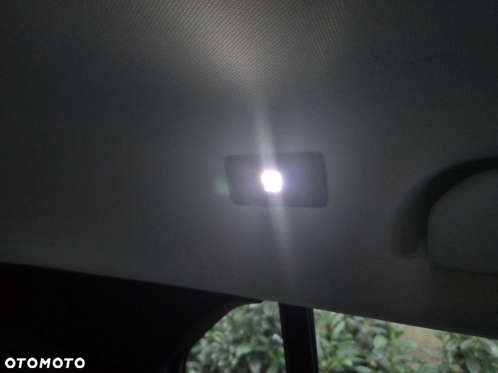 Peugeot 2008 PureTech 130 Stop&Start EAT6 Black Edition - 17