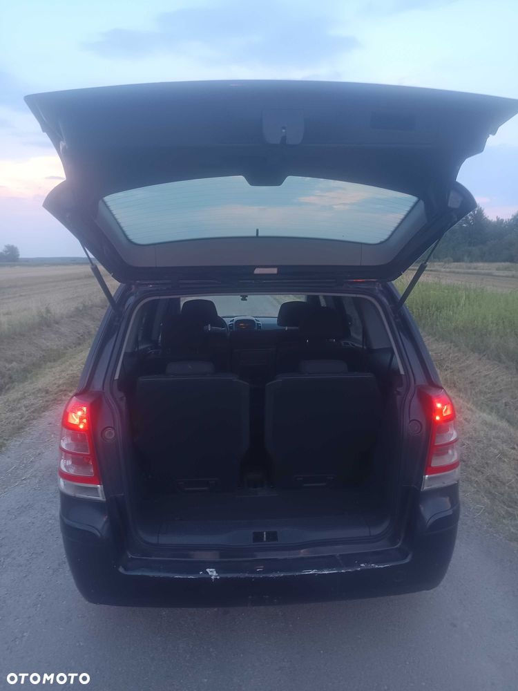 Opel Zafira - 5
