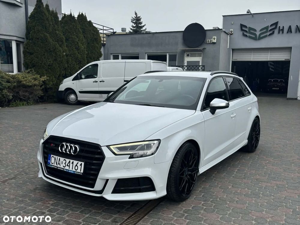Audi S3 - 1