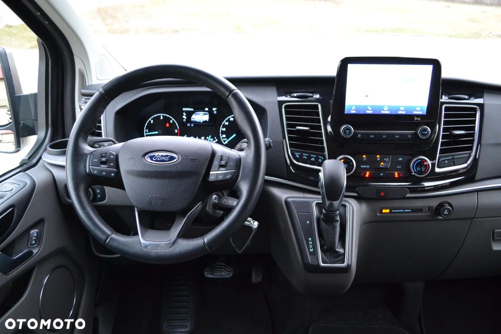 Ford Tourneo Custom 2.0 TDCi L1 Titanium SelectShift - 34