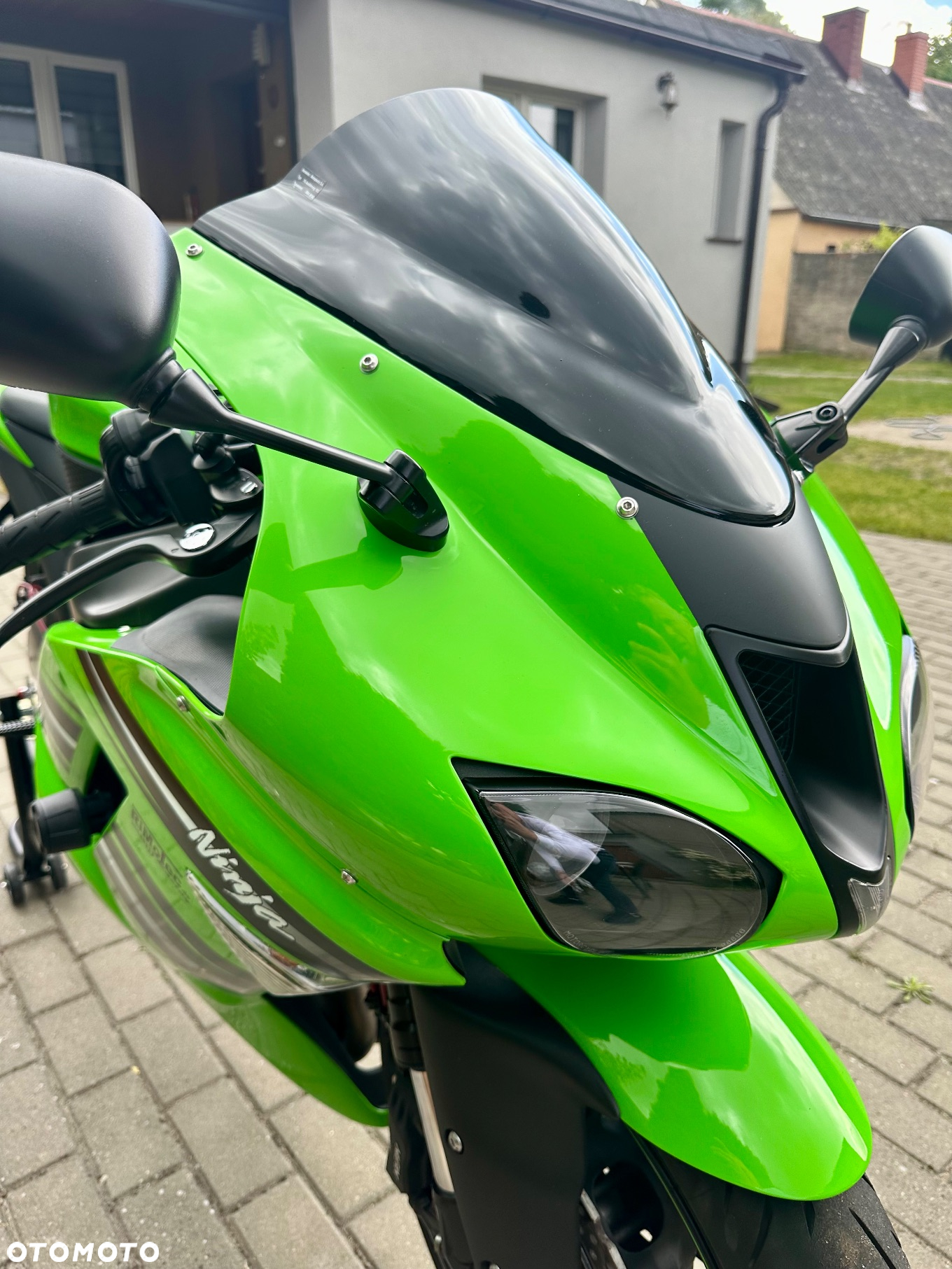 Kawasaki ZXR - 18