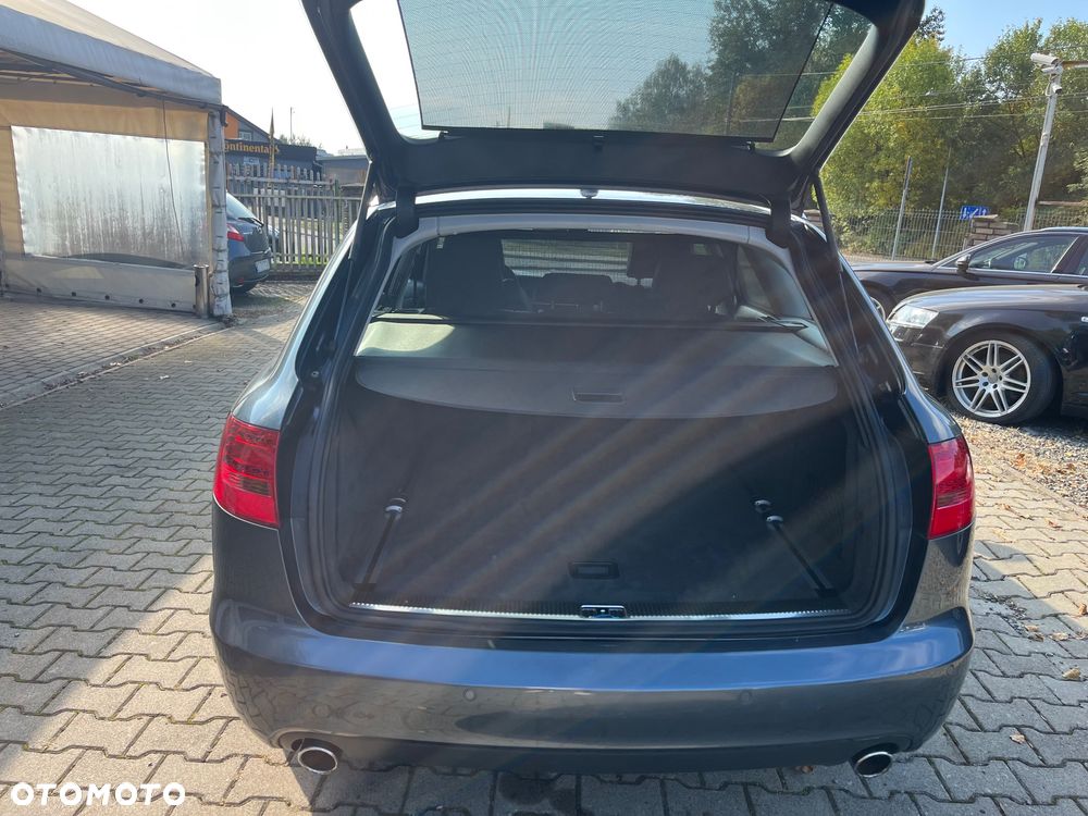 Audi A6 Avant 2.4 Quattro - 27