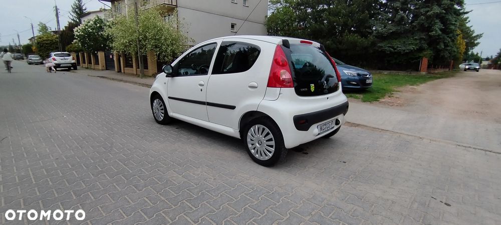 Peugeot 107 - 4