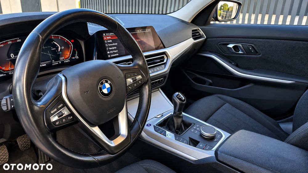BMW Seria 3 - 14