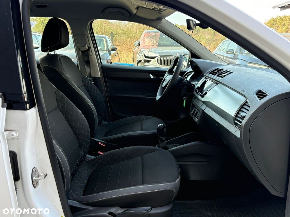 Skoda Fabia 1.0 TSI Ambition - 11