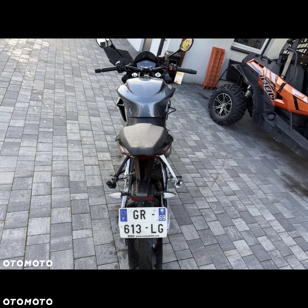 Aprilia Tuono - 7
