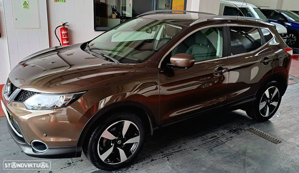 Nissan Qashqai 1.5 dCi N-Connecta 18 PS - 4