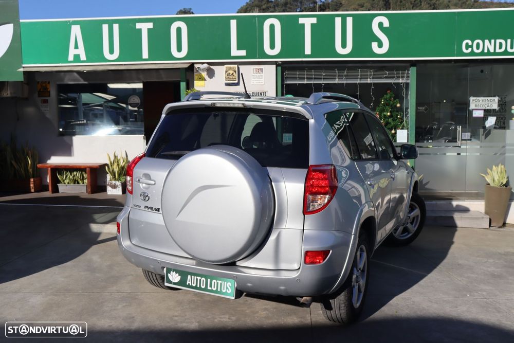 Toyota RAV4 2.2 D-4D X - 5