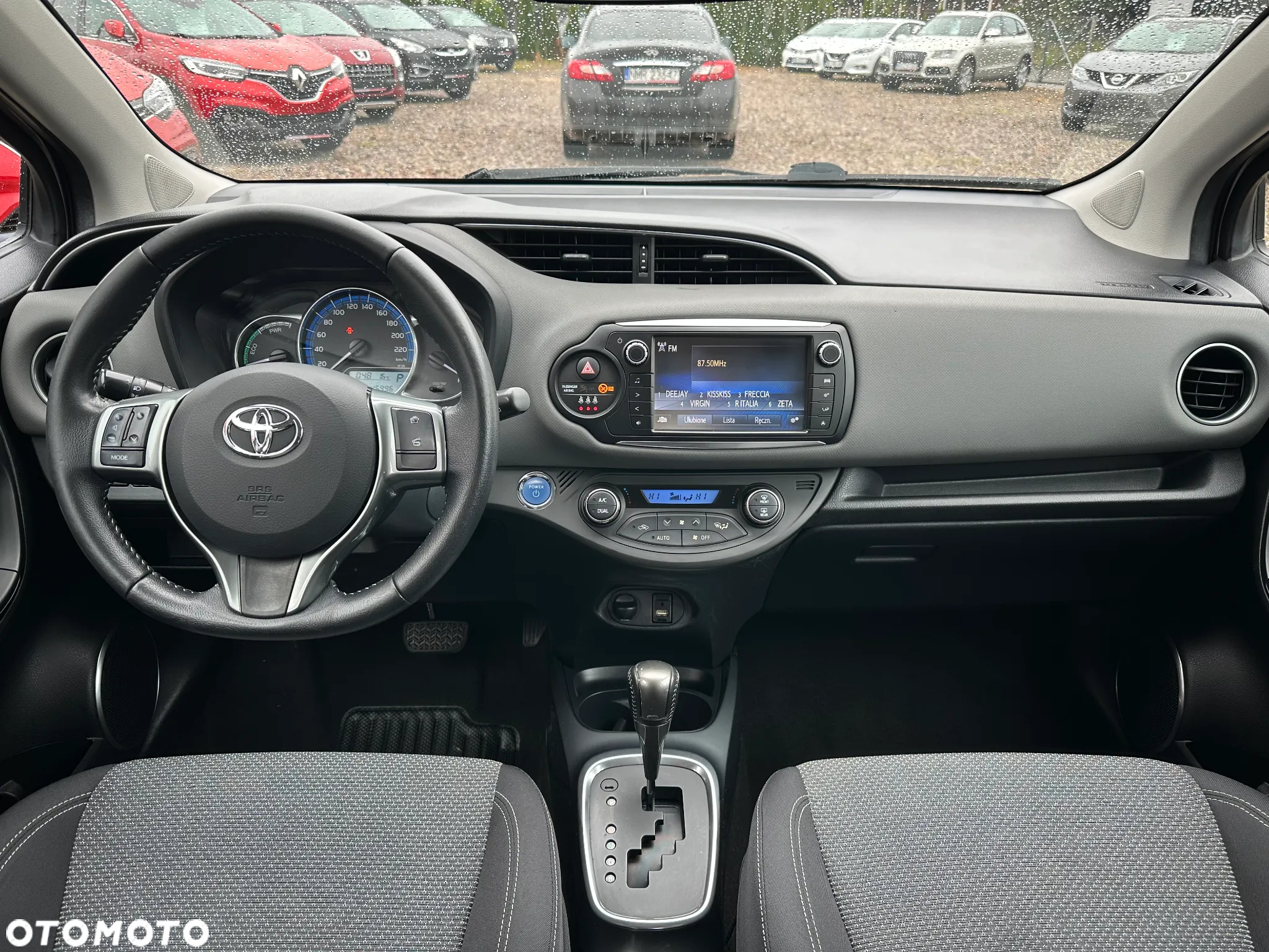 Toyota Yaris - 9