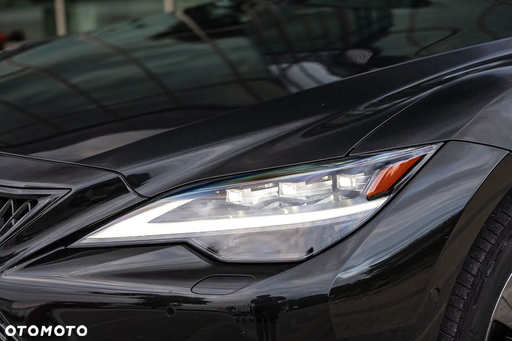 Lexus LS - 18