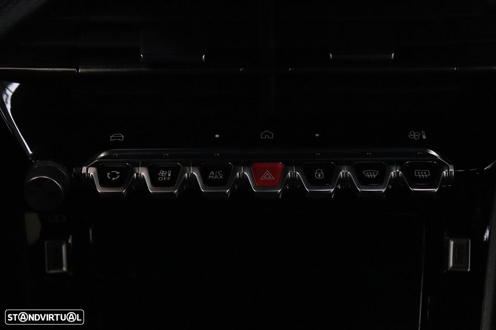 Peugeot 2008 1.2 PureTech Allure - 12