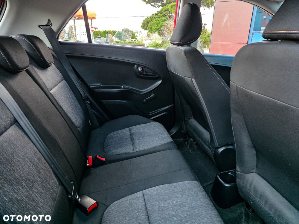 Kia Picanto 2012 photo 4