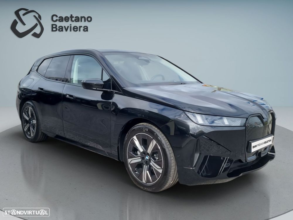 BMW iX xDrive 45 Pack Desportivo - 10