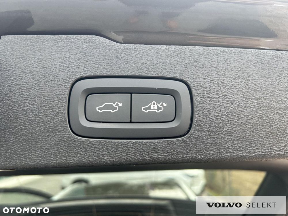 Volvo V60 Cross Country - 21