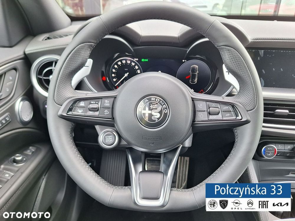 Alfa Romeo Stelvio - 18
