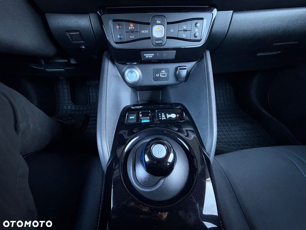 Nissan Leaf 40kWh Acenta - 20