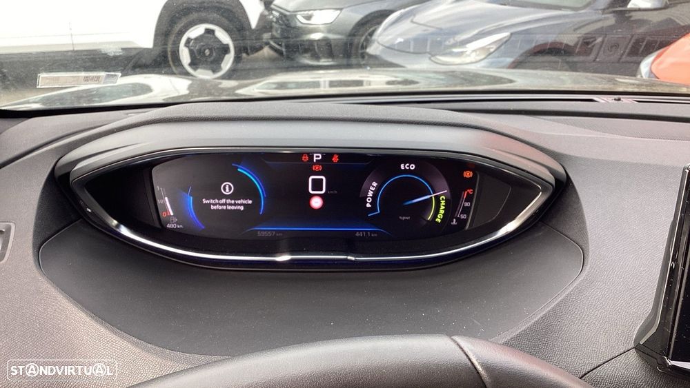 Peugeot 5008 1.2 Hybrid Allure Pack e-DCS6 - 2