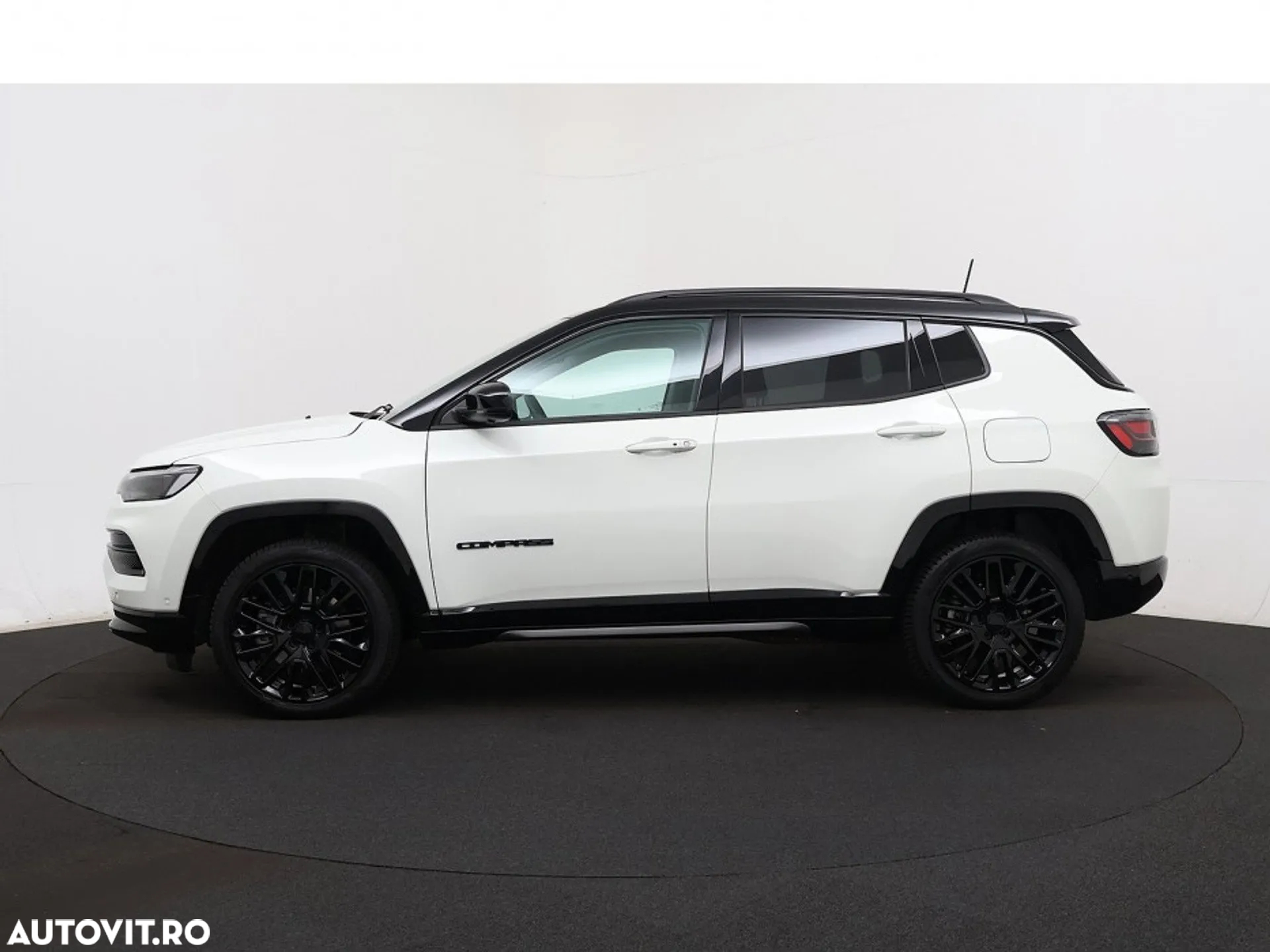 Jeep Compass - 3