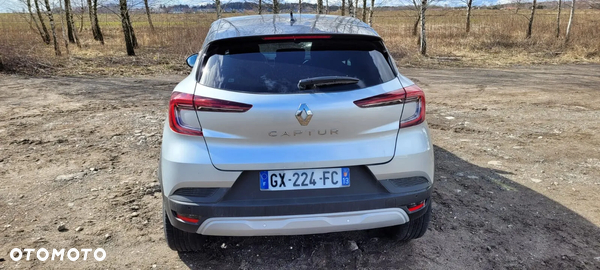 Renault Captur TCe Mild Hybrid 140 EDC GPF TECHNO