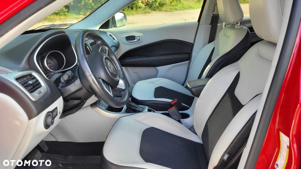 Jeep Compass - 15