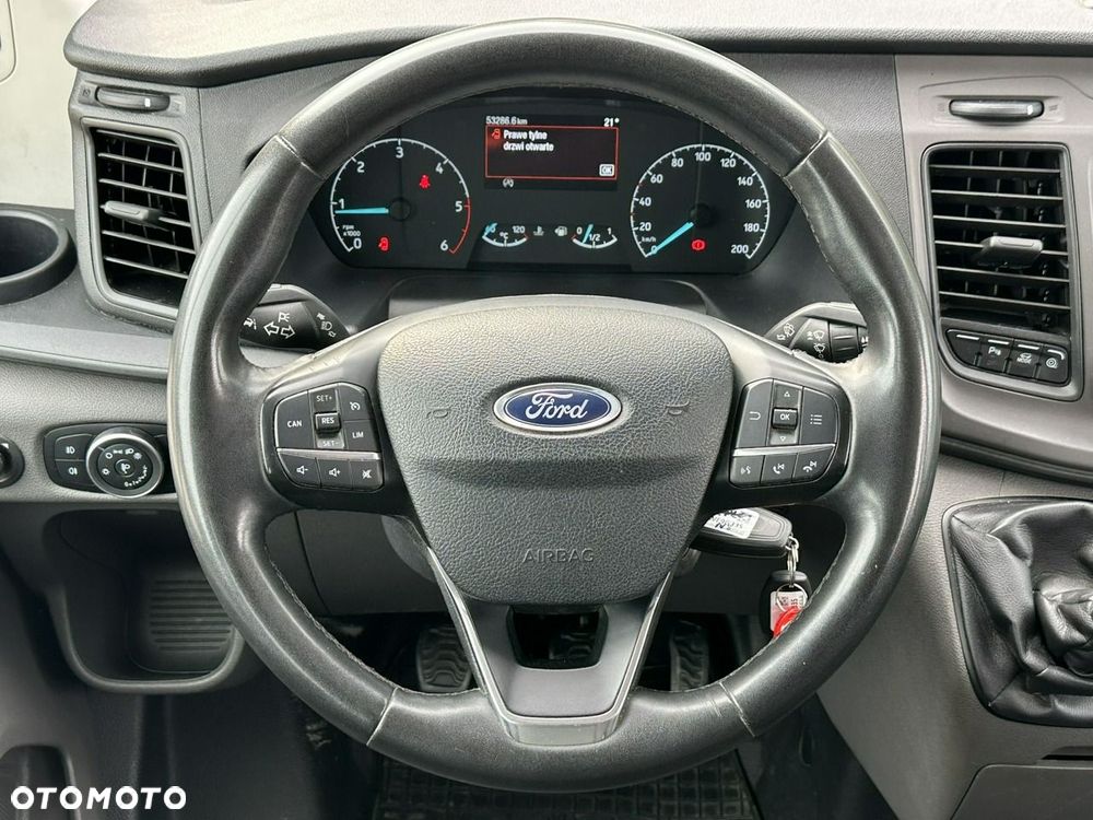 Ford Transit - 18